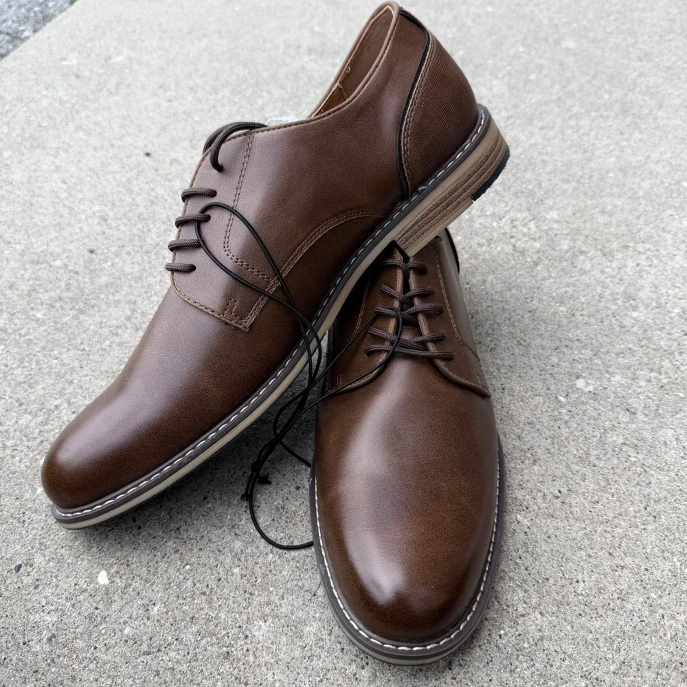 J. Ferrar Mens Cognac Brown Derby Dress Shoes Memory Foam 13M NEW